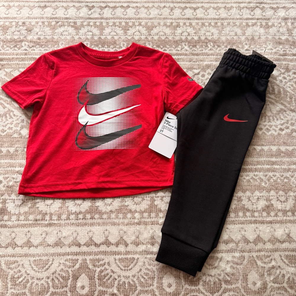 Nike Boys 2PC Red Black Jogger Set T-Shirt Outfit 2T NWT Matching Outfit